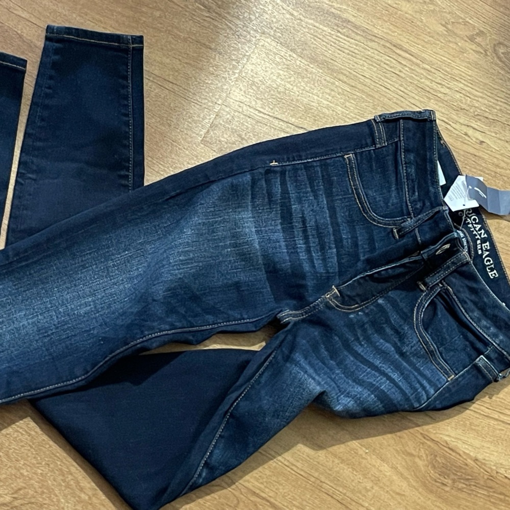 AMERICAN EAGE SUPER STRECH JEANS.